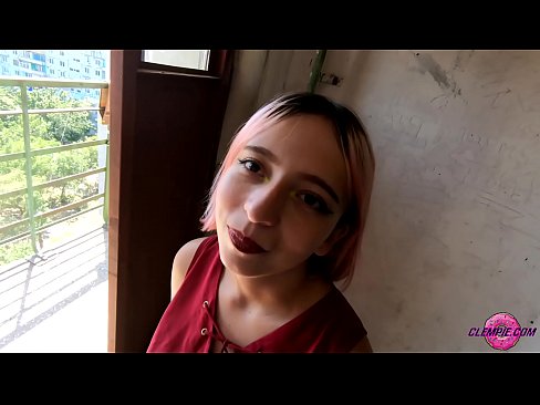 ❤️ شاگرد سينوئل چوسي ٿو هڪ اجنبي کي ٻاهر جي پوئتي ۾ - هن جي منهن تي ❤❌ ❤